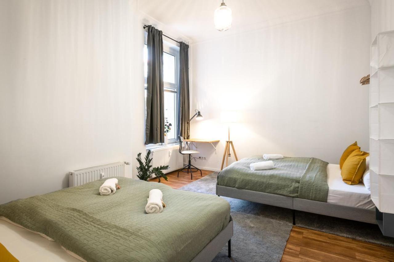 Apartment Sonnig Alexanderplatz: Spacious Group-friendly *