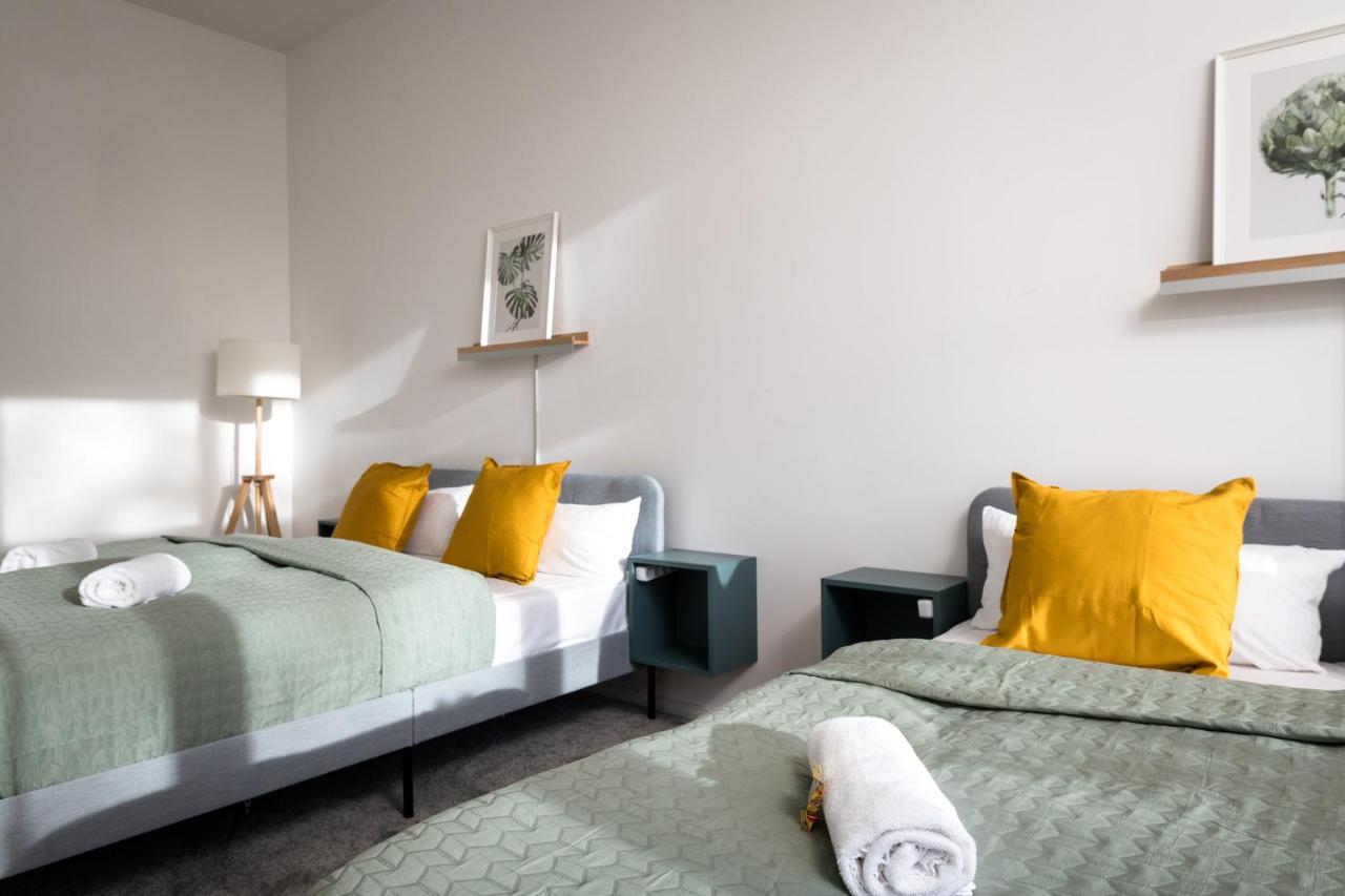 Apartment Sonnig & Helle Alexanderplatz In 15min Zu Erreichen, Herthastrasse Sehr Schoen Und Gross Fuer Gruppen Geeignet Berlin