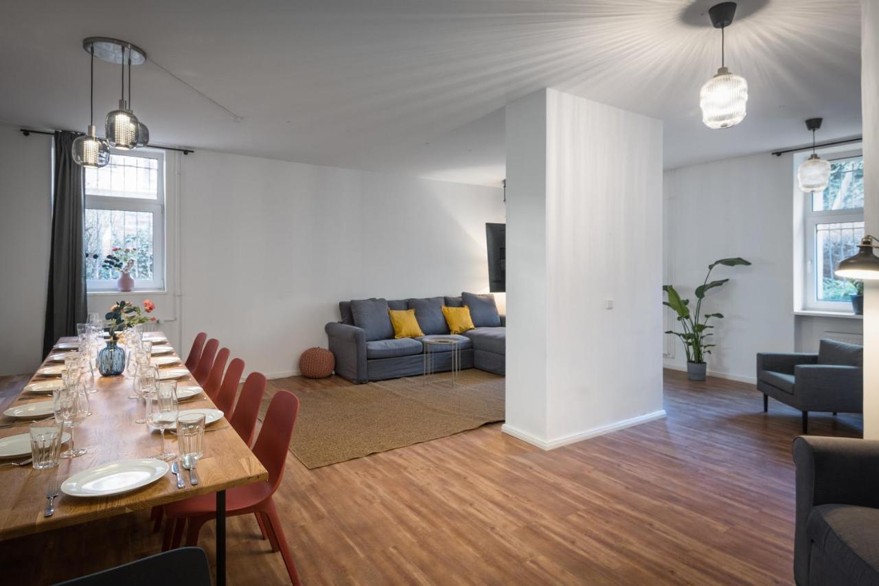 Apartment Sonnig & Helle Alexanderplatz In 15min Zu Erreichen, Herthastrasse Sehr Schoen Und Gross Fuer Gruppen Geeignet Berlin